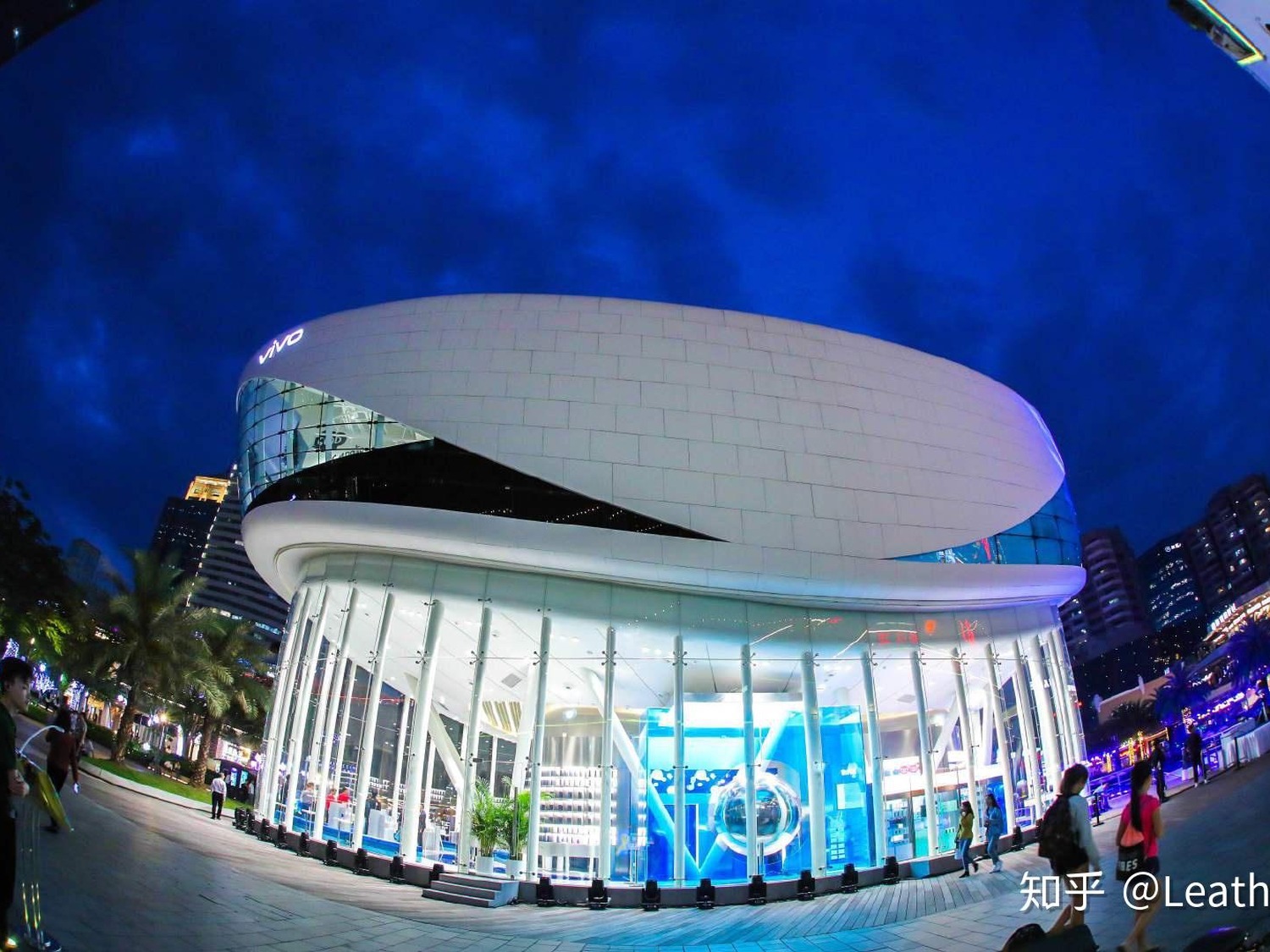 预算有限怎么做出高级感：二三线城市手机店陈列升级攻略