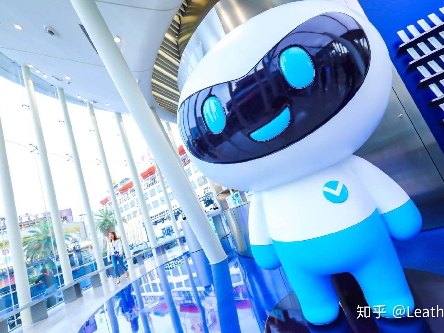 手机品牌快闪店展陈方案拆解：7天建店背后的模块化供应链能力