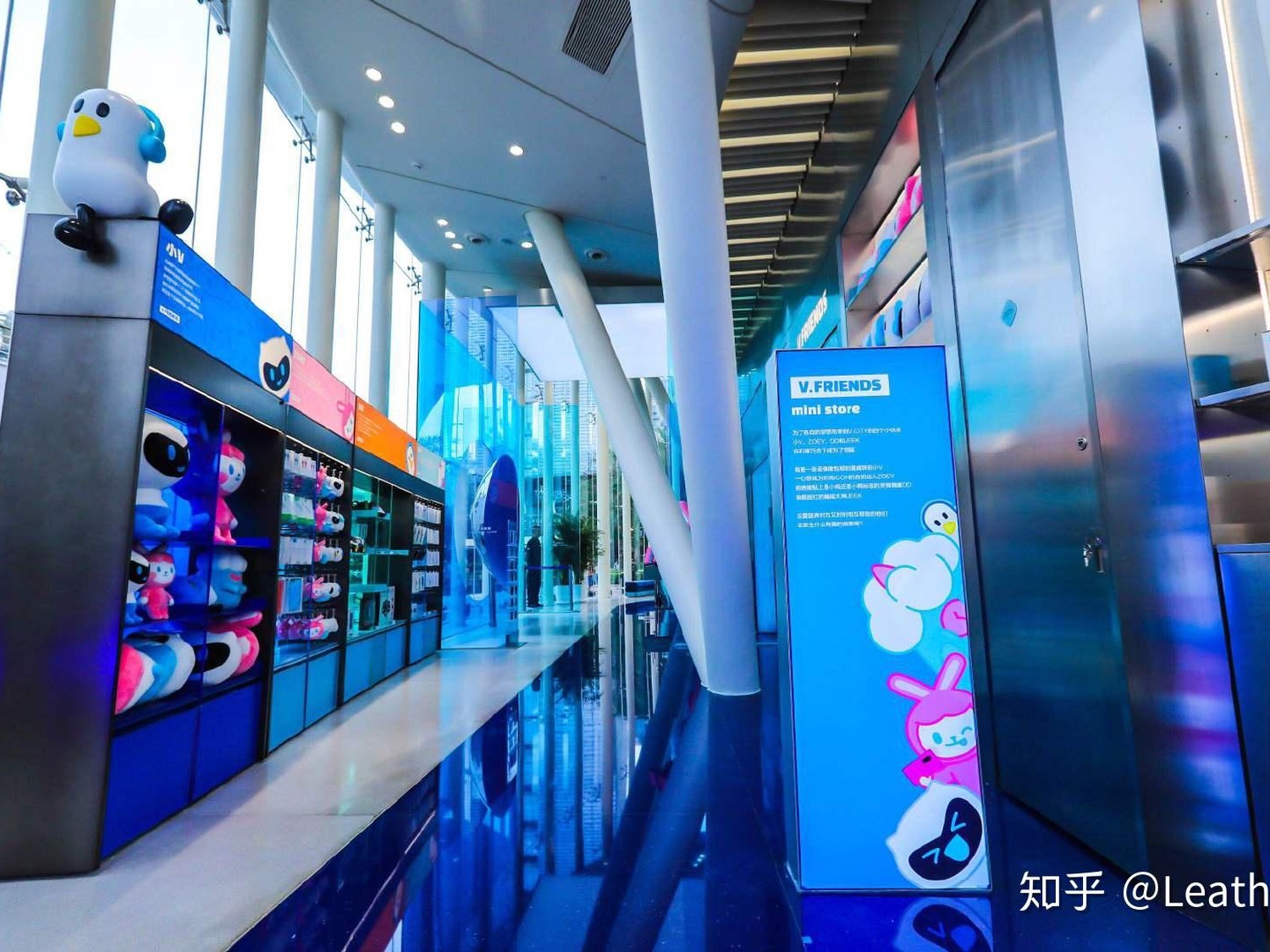 高效交付是怎么炼成的：晟麒麟展柜厂家的产能与交期管理